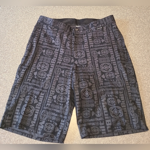 Mens Maui Built Boardshorts Size 34 - Picture 1 of 4